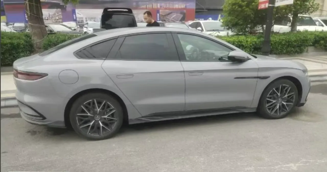 2025 BYD Han 1.5T 156HP L4 E-CVT PHEV,autocango,china used car exporter,china ev exporter,chinese used car exporter,chinese used ev exporter