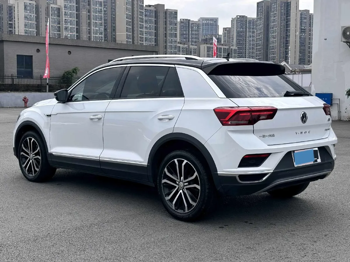 2020 Volkswagen T-Roc 1.4T 150HP L4 7DCT,autocango,china used car exporter,china ev exporter,chinese used car exporter,chinese used ev exporter