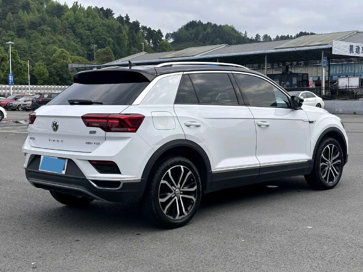 2020 Volkswagen T-Roc 1.4T 150HP L4 7DCT,autocango,china used car exporter,china ev exporter,chinese used car exporter,chinese used ev exporter
