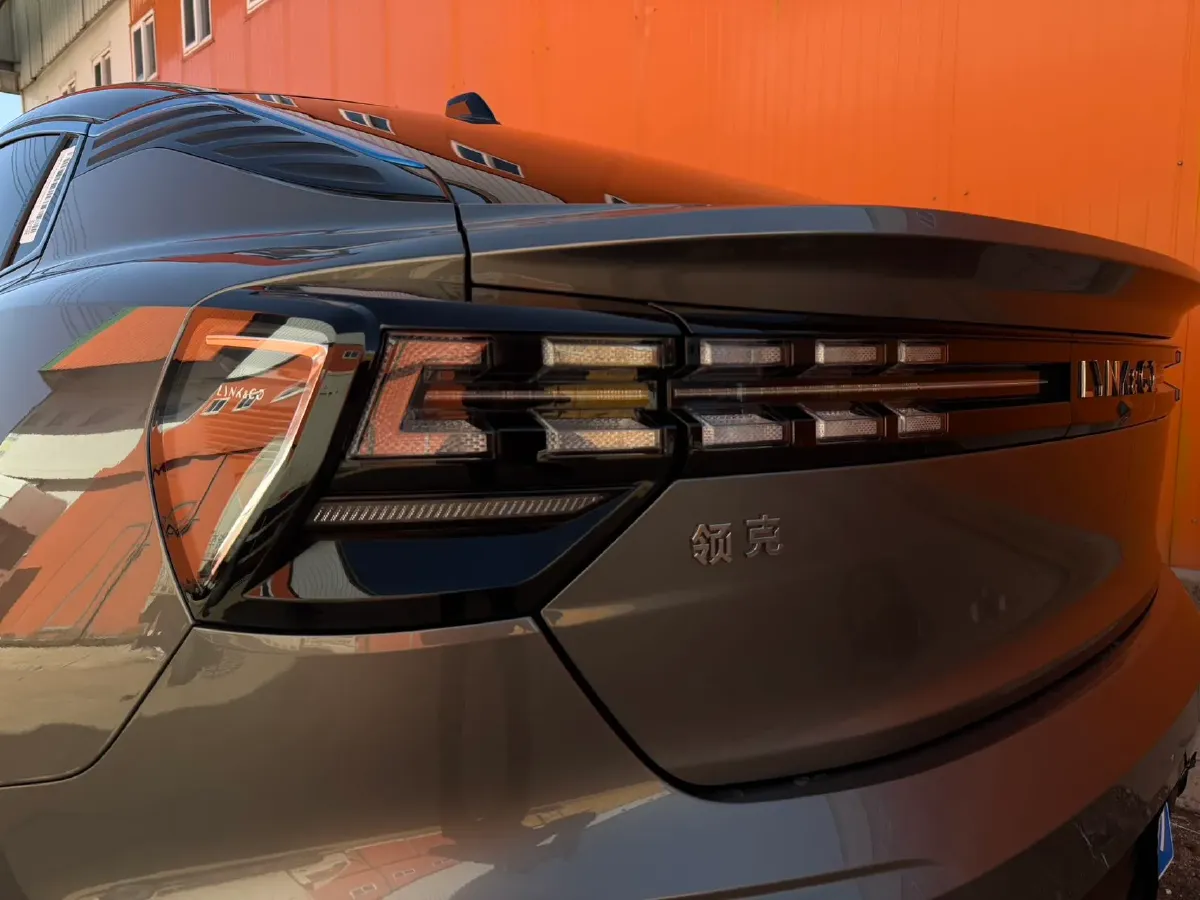 2022 LYNK&CO 05 2.0T 254HP L4 8AT,autocango,china used car exporter,china ev exporter,chinese used car exporter,chinese used ev exporter