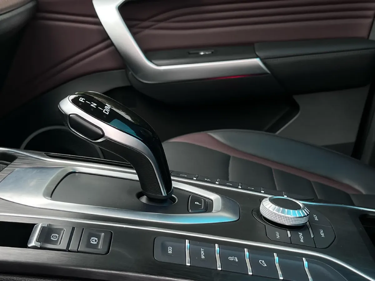 2021 WEY VV5 1.5T 171HP L4 7DCT,autocango,china used car exporter,china ev exporter,chinese used car exporter,chinese used ev exporter