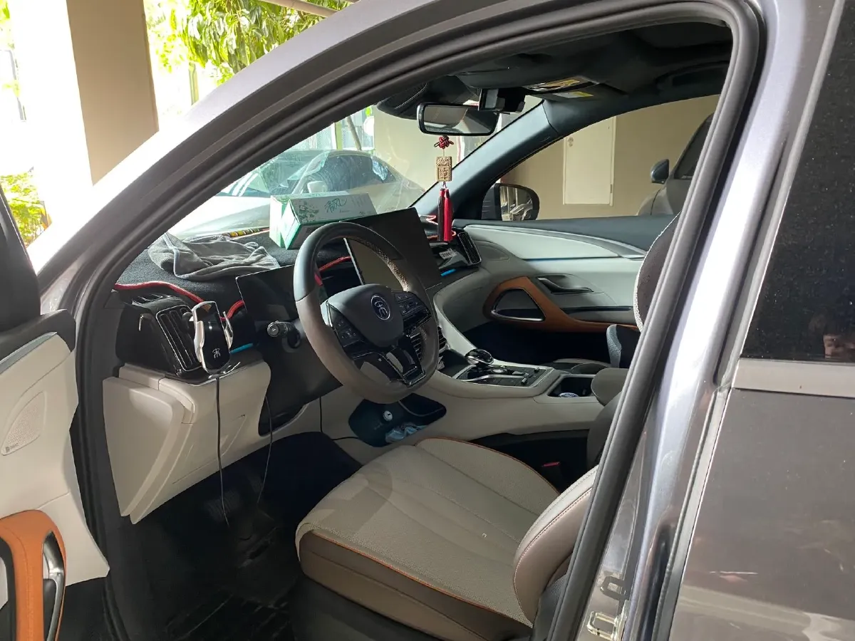 2022 Geely JiaJi 1.5T 177HP L3 7DCT PHEV 15.5KWH,autocango,china used car exporter,china ev exporter,chinese used car exporter,chinese used ev exporter