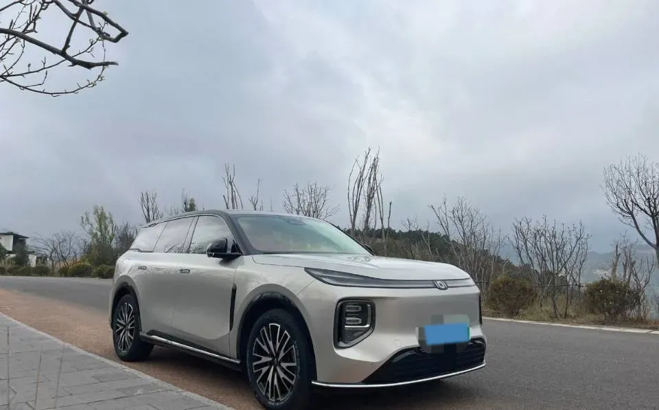 2025 ChangAn QiYuan Q07 1.5T 150HP L4 E-CVT PHEV,autocango,china used car exporter,china ev exporter,chinese used car exporter,chinese used ev exporter