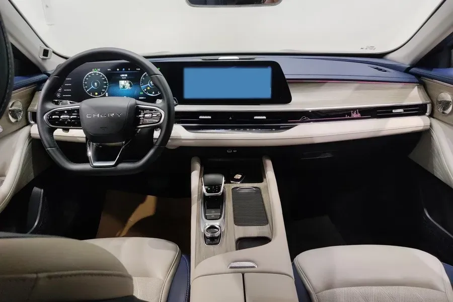 2022 Chery Arrizo 8 1.6T 197HP L4 7DCT,autocango,china used car exporter,china ev exporter,chinese used car exporter,chinese used ev exporter