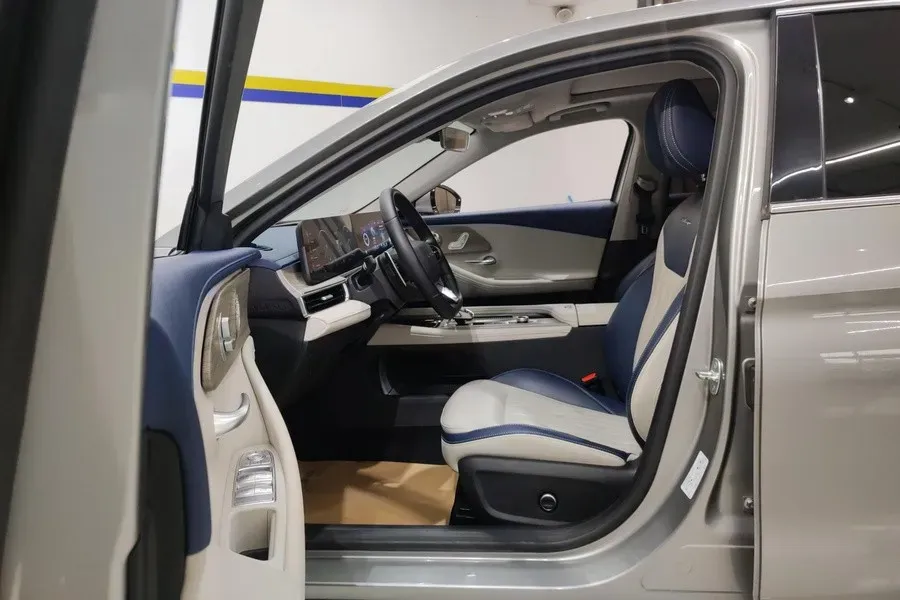 2022 Chery Arrizo 8 1.6T 197HP L4 7DCT,autocango,china used car exporter,china ev exporter,chinese used car exporter,chinese used ev exporter