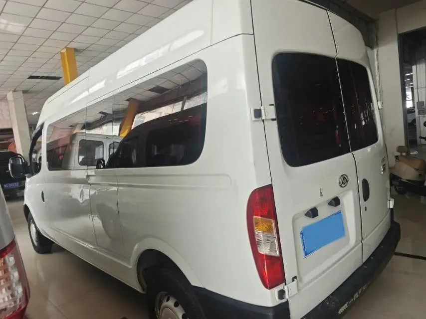 2019 MAXUS XinTu V80 2.0T 139HP L4 6MT,autocango,china used car exporter,china ev exporter,chinese used car exporter,chinese used ev exporter