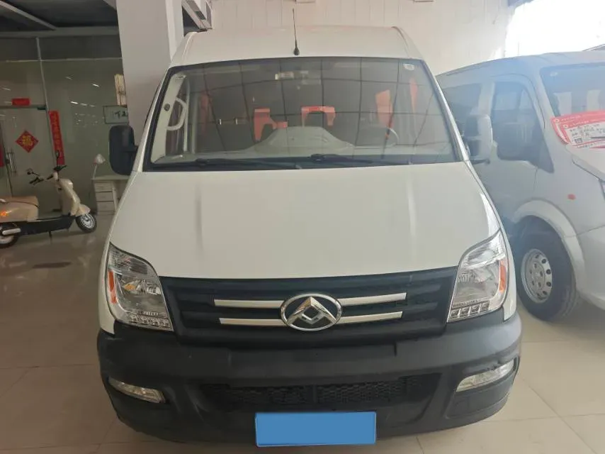 2019 MAXUS XinTu V80 2.0T 139HP L4 6MT,autocango,china used car exporter,china ev exporter,chinese used car exporter,chinese used ev exporter