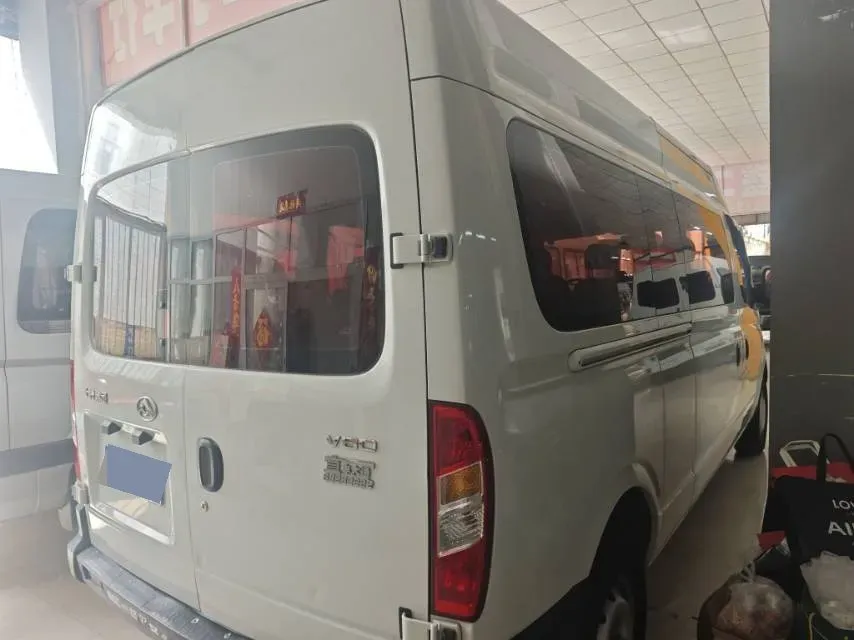 2019 MAXUS XinTu V80 2.0T 139HP L4 6MT,autocango,china used car exporter,china ev exporter,chinese used car exporter,chinese used ev exporter