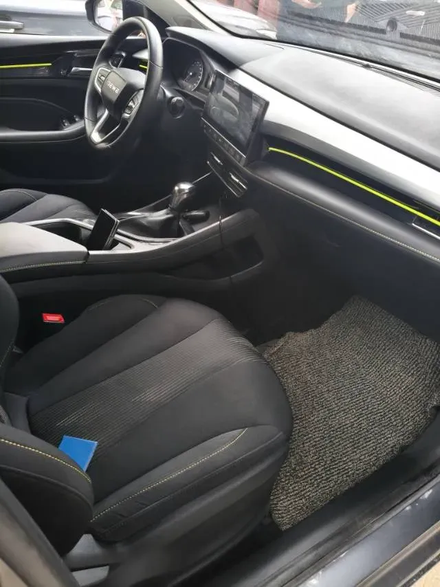 2021 Roewe i5 1.5L 120HP L4 CVT,autocango,china used car exporter,china ev exporter,chinese used car exporter,chinese used ev exporter