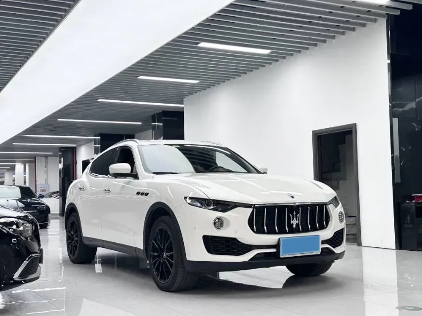 2021 Maserati Levante 3.0T 350HP V6 8AT,autocango,china used car exporter,china ev exporter,chinese used car exporter,chinese used ev exporter