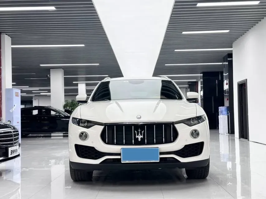 2021 Maserati Levante 3.0T 350HP V6 8AT,autocango,china used car exporter,china ev exporter,chinese used car exporter,chinese used ev exporter