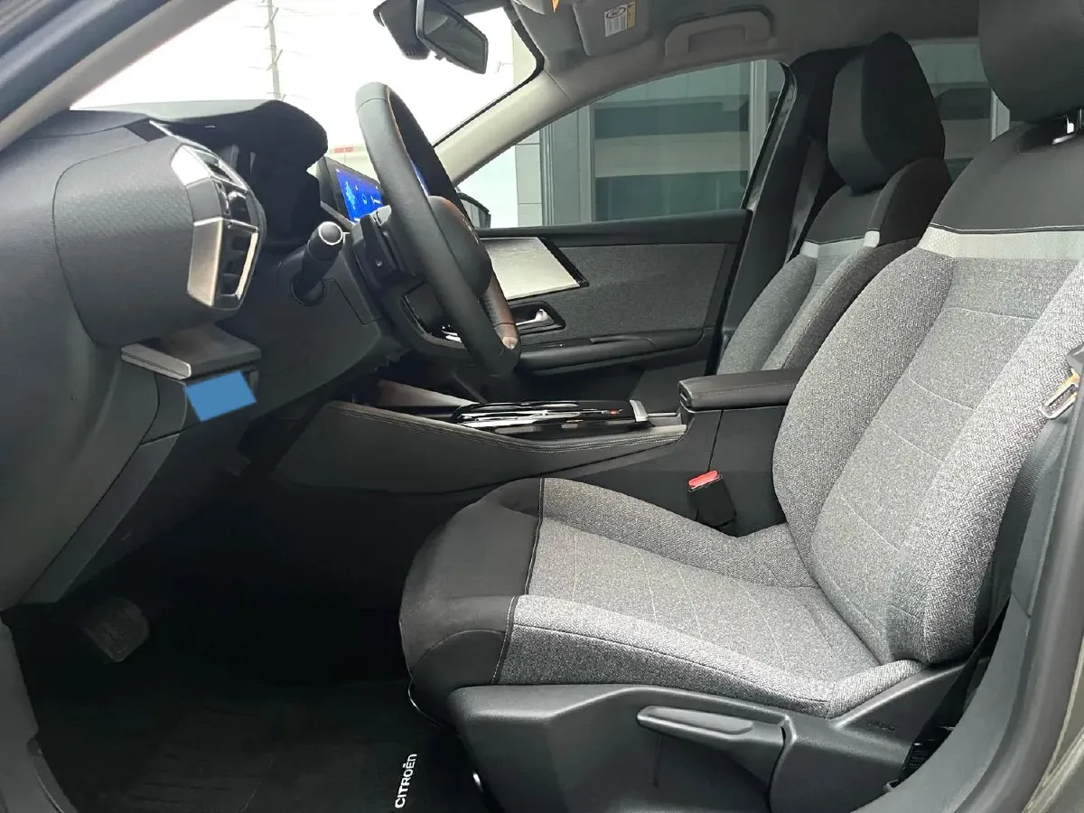 2023 Geely Galaxy L7 1.5T 163HP L4 3DHT PHEV 9.11KWH,autocango,china used car exporter,china ev exporter,chinese used car exporter,chinese used ev exporter