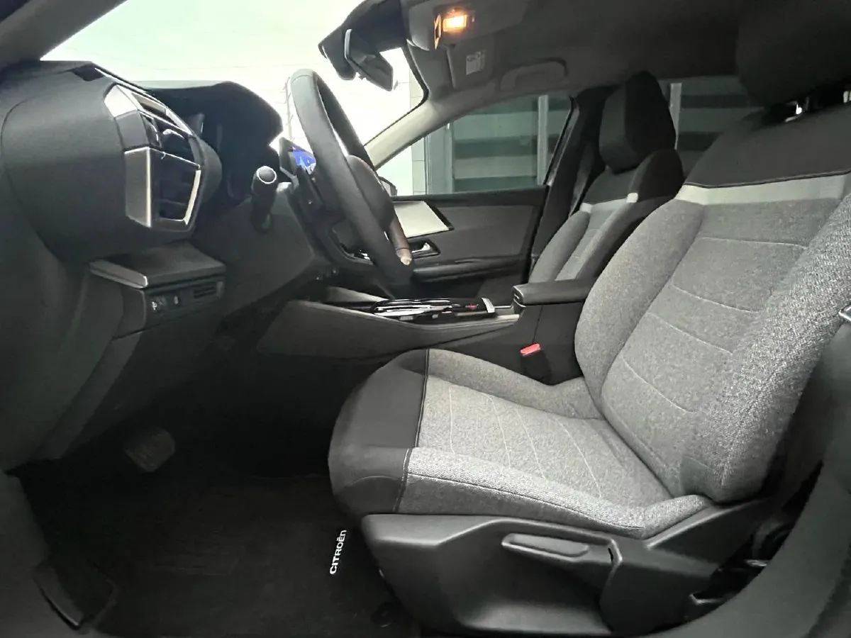 2023 Geely Galaxy L7 1.5T 163HP L4 3DHT PHEV 9.11KWH,autocango,china used car exporter,china ev exporter,chinese used car exporter,chinese used ev exporter