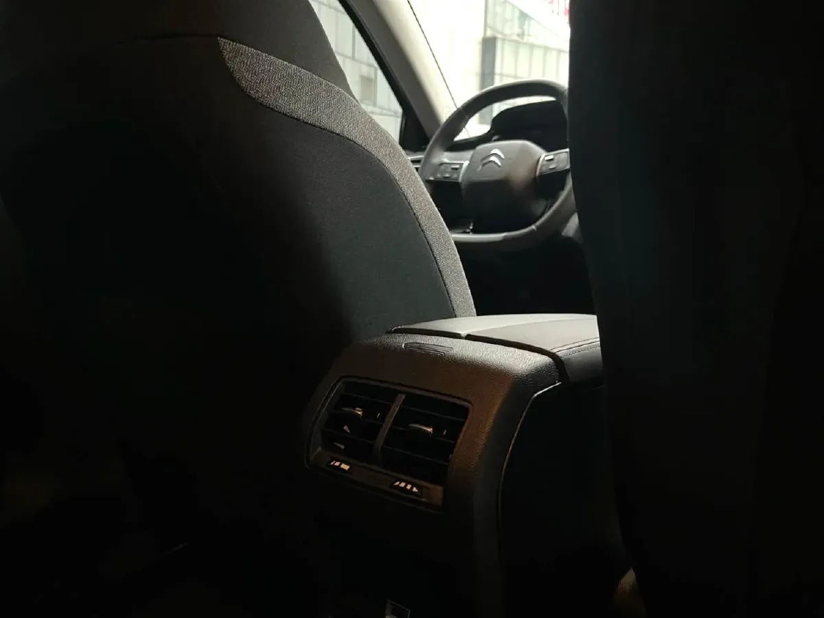 2023 Geely Galaxy L7 1.5T 163HP L4 3DHT PHEV 9.11KWH,autocango,china used car exporter,china ev exporter,chinese used car exporter,chinese used ev exporter