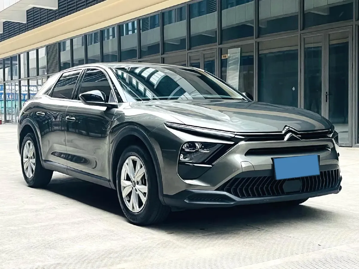 2023 Geely Galaxy L7 1.5T 163HP L4 3DHT PHEV 9.11KWH,autocango,china used car exporter,china ev exporter,chinese used car exporter,chinese used ev exporter