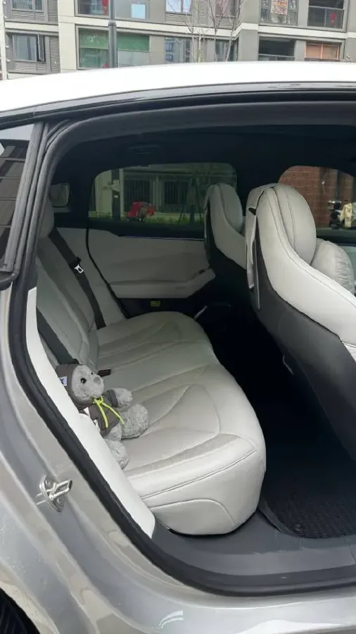 2025 Xpeng P7 BEV,autocango,china used car exporter,china ev exporter,chinese used car exporter,chinese used ev exporter