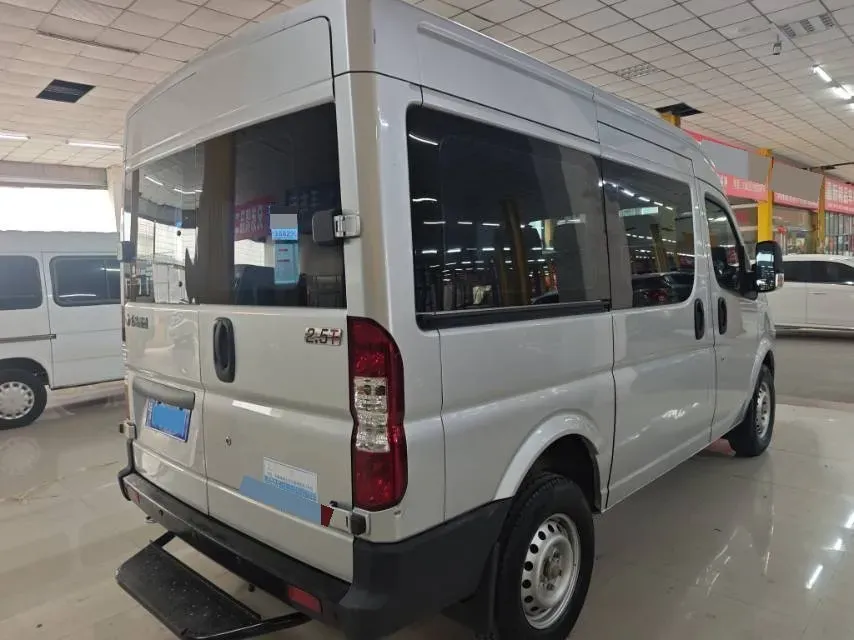 2021 DongFeng DFAC YuFeng 2.5T 136HP L4 6MT,autocango,china used car exporter,china ev exporter,chinese used car exporter,chinese used ev exporter