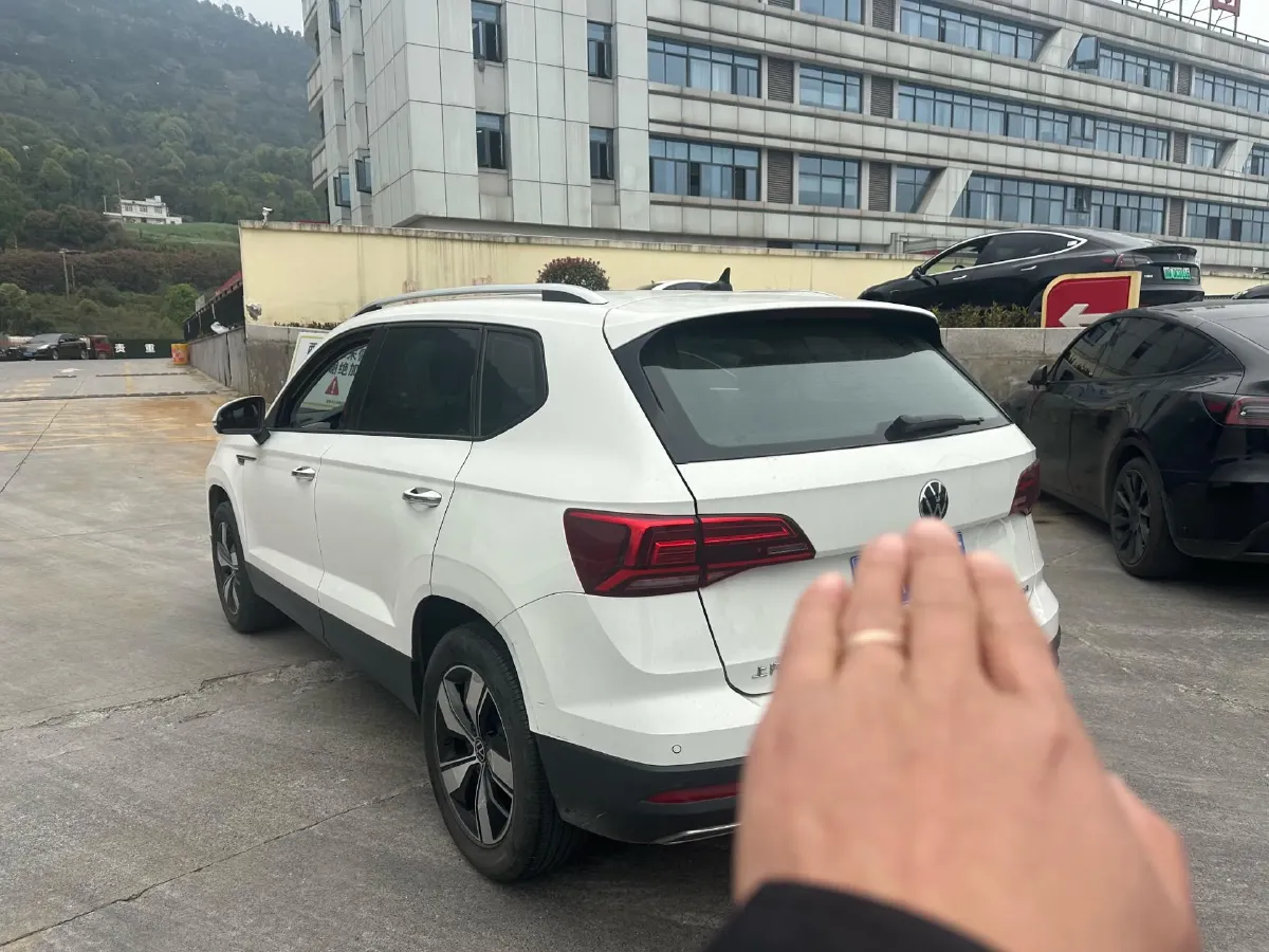 2021 Volkswagen Tharu 1.4T 150HP L4 7DCT,autocango,china used car exporter,china ev exporter,chinese used car exporter,chinese used ev exporter
