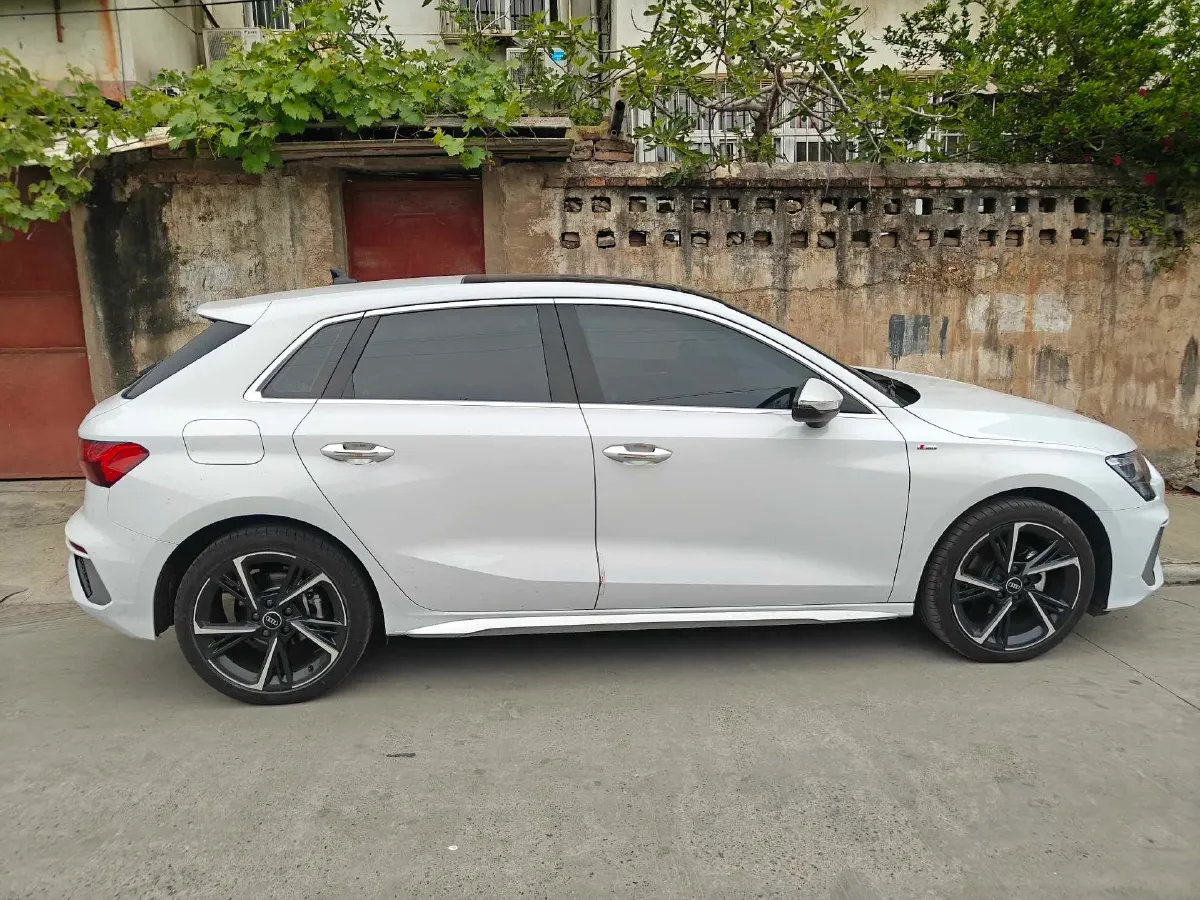 2024 Audi A3 1.4T 150HP L4 7DCT,autocango,china used car exporter,china ev exporter,chinese used car exporter,chinese used ev exporter