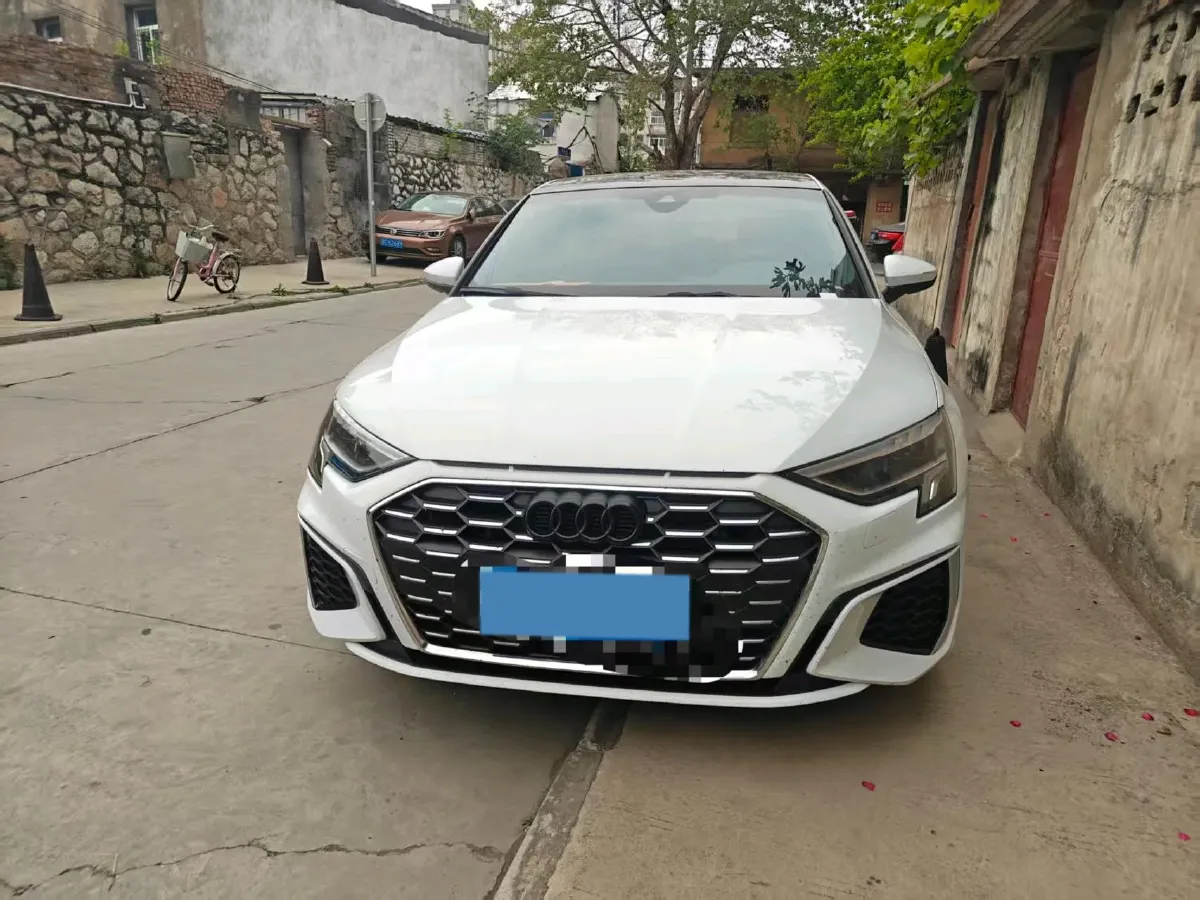 2024 Audi A3 1.4T 150HP L4 7DCT,autocango,china used car exporter,china ev exporter,chinese used car exporter,chinese used ev exporter