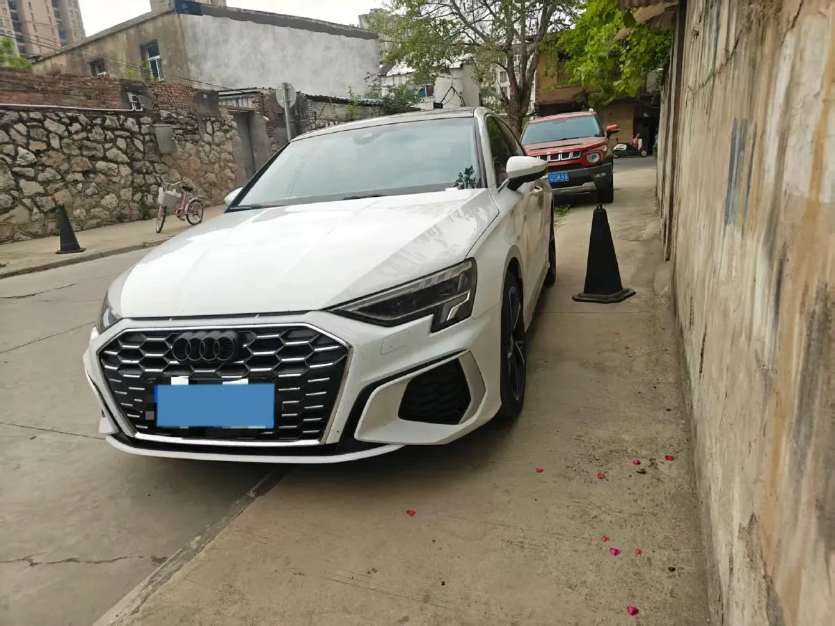 2024 Audi A3 1.4T 150HP L4 7DCT,autocango,china used car exporter,china ev exporter,chinese used car exporter,chinese used ev exporter