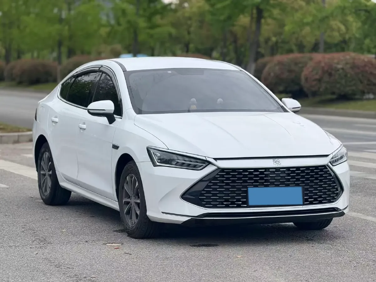 2021 Haval F7 1.5T 169HP L4 7DCT,autocango,china used car exporter,china ev exporter,chinese used car exporter,chinese used ev exporter