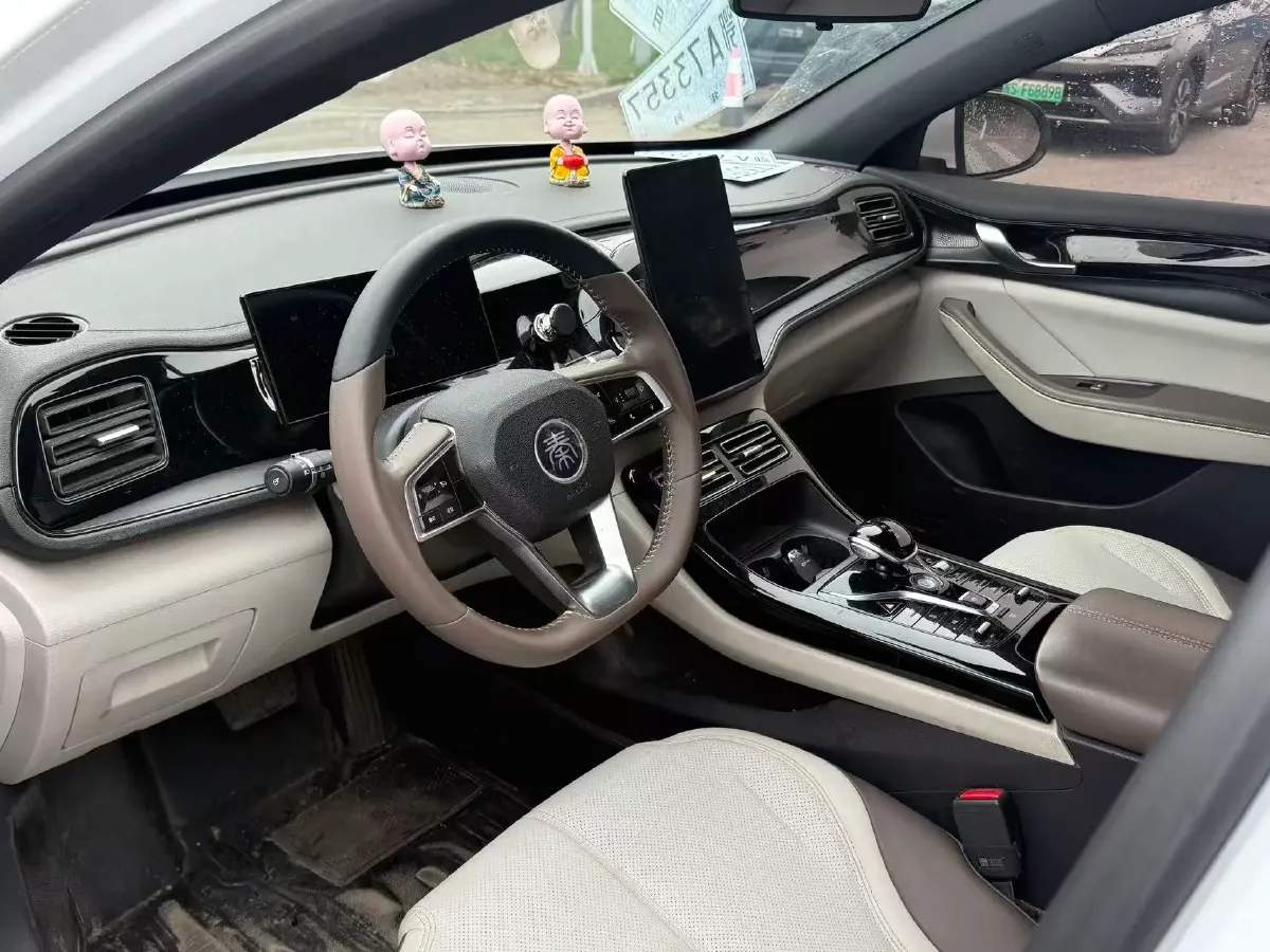 2021 Haval F7 1.5T 169HP L4 7DCT,autocango,china used car exporter,china ev exporter,chinese used car exporter,chinese used ev exporter