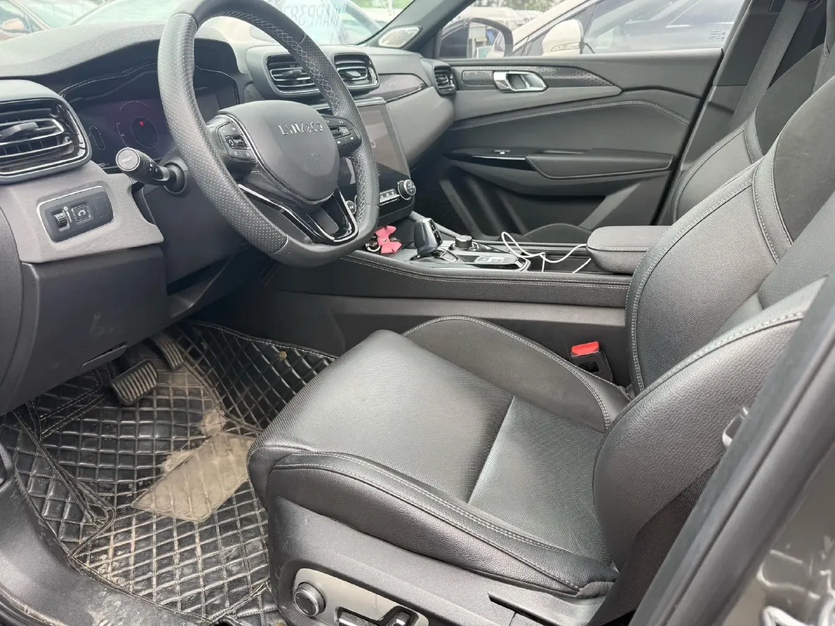 2021 LYNK&CO 03 2.0T 190HP L4 6AT,autocango,china used car exporter,china ev exporter,chinese used car exporter,chinese used ev exporter