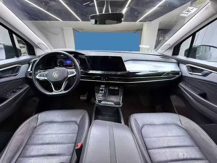 2021 Volkswagen Talagon 2.0T 186HP L4 7DCT,autocango,china used car exporter,china ev exporter,chinese used car exporter,chinese used ev exporter