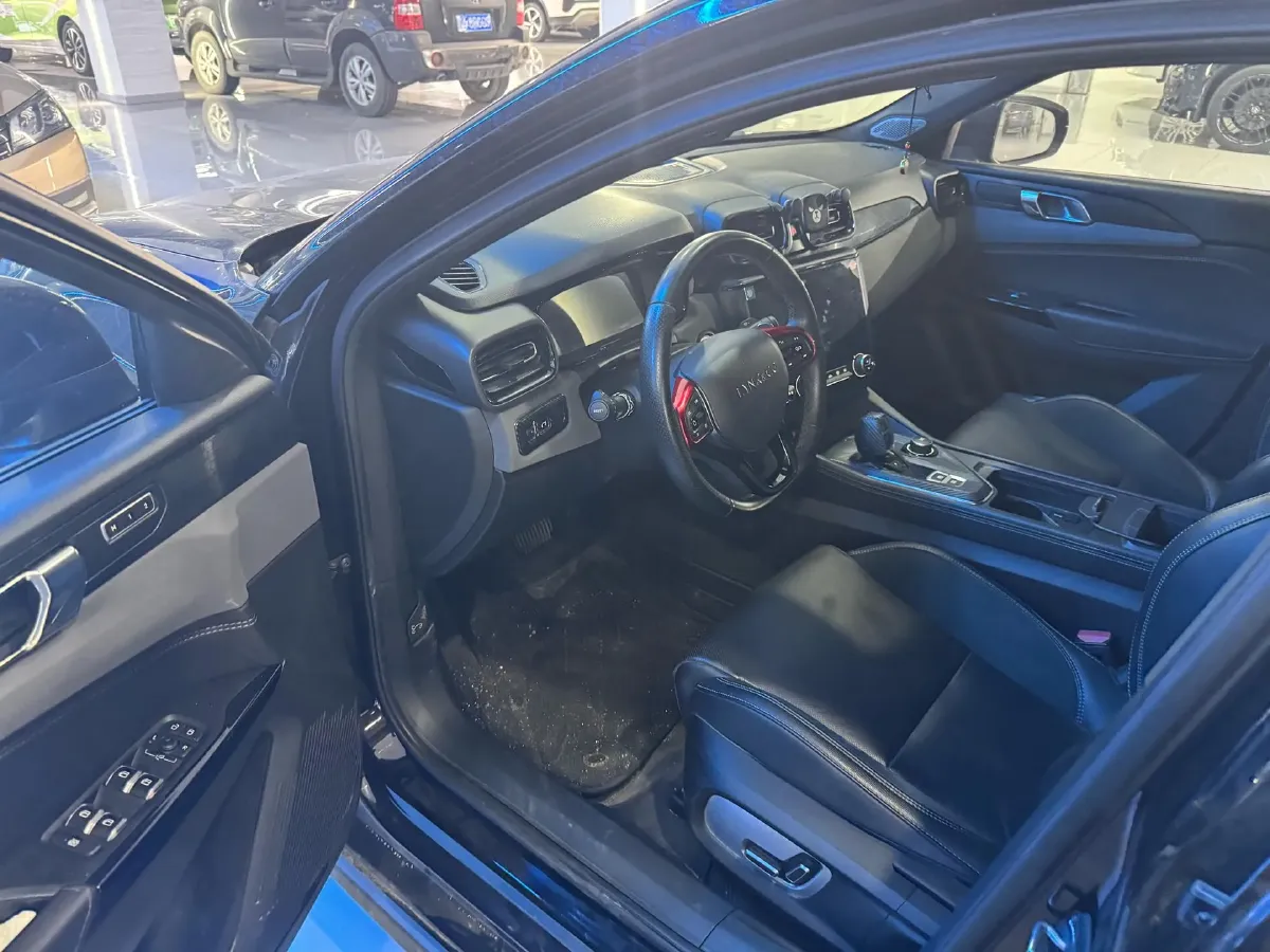 2021 LYNK&CO 03 1.5T 180HP L3 7DCT,autocango,china used car exporter,china ev exporter,chinese used car exporter,chinese used ev exporter