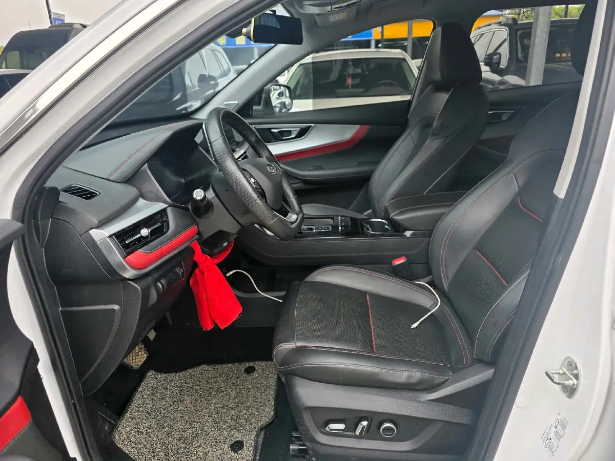 2022 Chery Tiggo 7 1.5T 156HP L4 CVT,autocango,china used car exporter,china ev exporter,chinese used car exporter,chinese used ev exporter