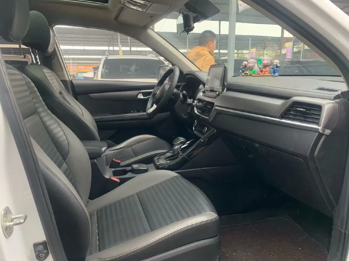 2019 Kia Sportage R 2.0L 160HP L4 6AT,autocango,china used car exporter,china ev exporter,chinese used car exporter,chinese used ev exporter