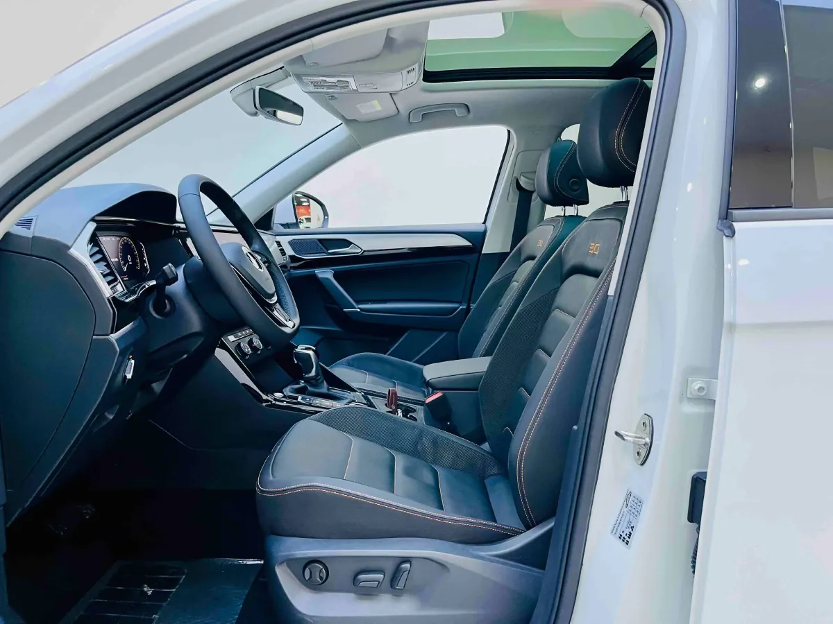 2021 Volkswagen Tayron 2.0T 186HP L4 7DCT,autocango,china used car exporter,china ev exporter,chinese used car exporter,chinese used ev exporter