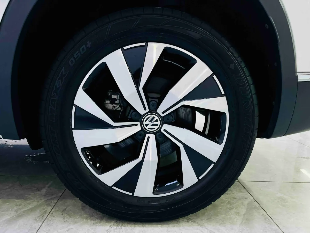 2021 Volkswagen Tayron 2.0T 186HP L4 7DCT,autocango,china used car exporter,china ev exporter,chinese used car exporter,chinese used ev exporter