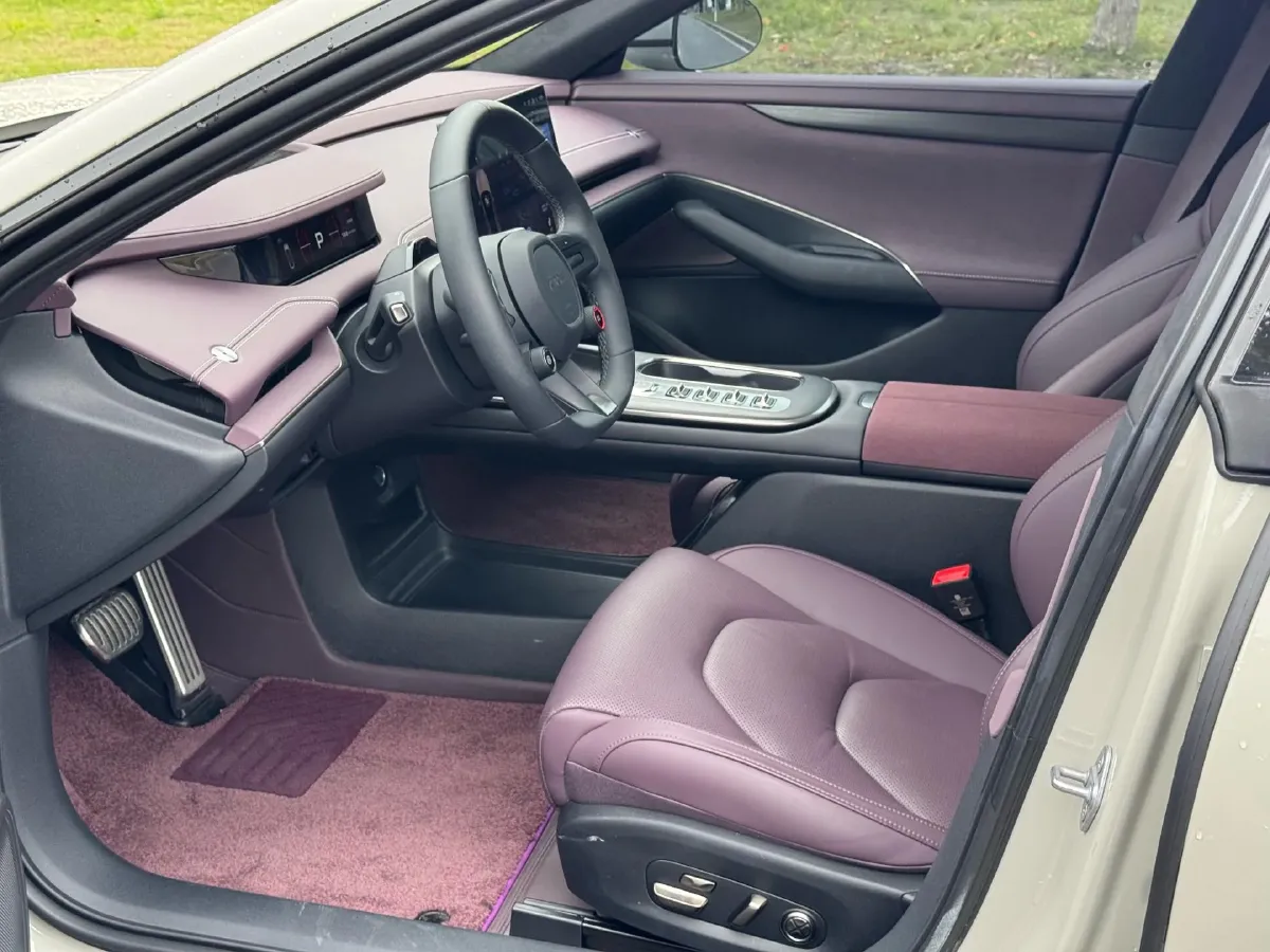 2024 MI SU7 BEV 101KWH,autocango,china used car exporter,china ev exporter,chinese used car exporter,chinese used ev exporter