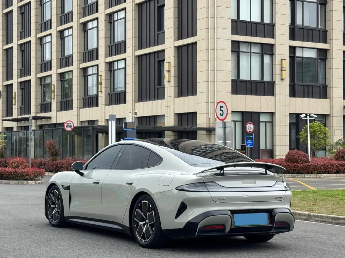 2024 MI SU7 BEV 101KWH,autocango,china used car exporter,china ev exporter,chinese used car exporter,chinese used ev exporter