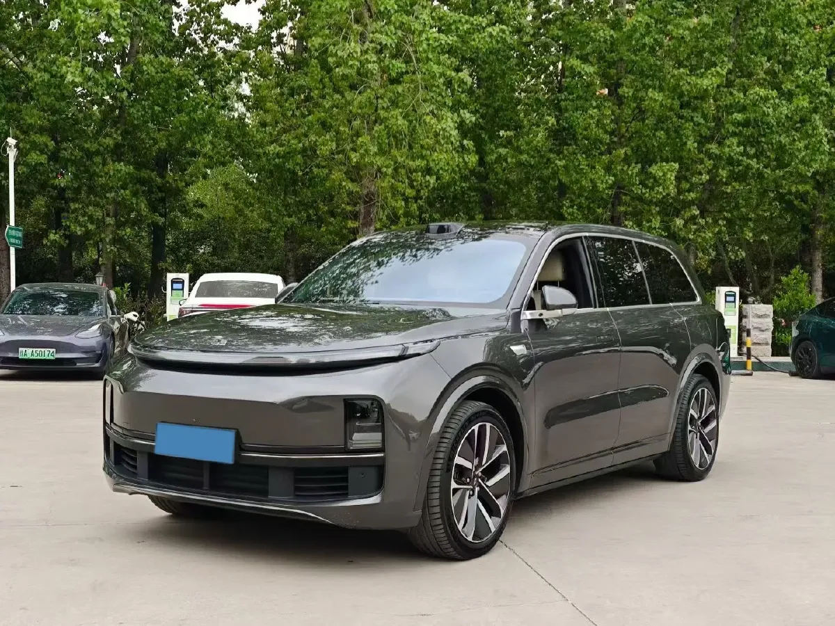 2024 Li L9 Range Extended 154HP REEV 52.3KWH,autocango,china used car exporter,china ev exporter,chinese used car exporter,chinese used ev exporter