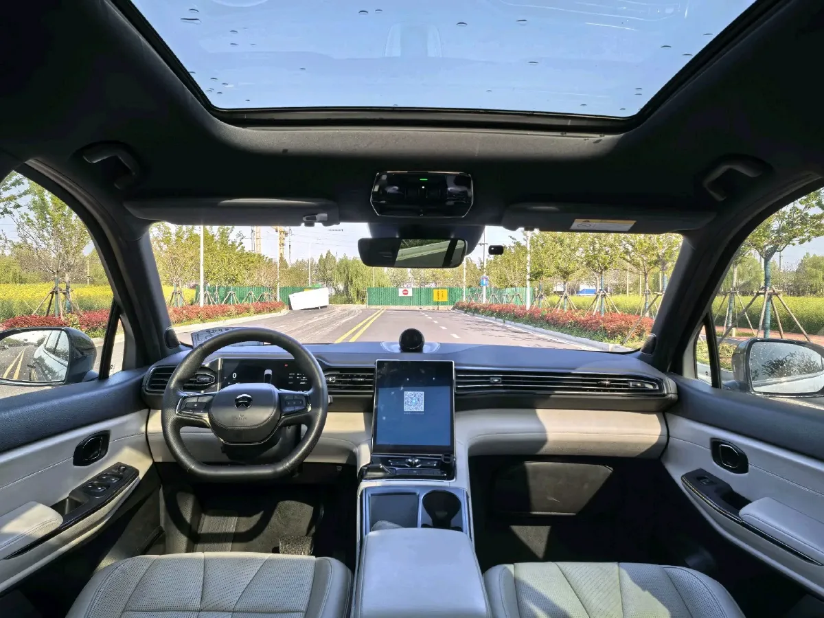 2020 NIO ES8 BEV 70KWH,autocango,china used car exporter,china ev exporter,chinese used car exporter,chinese used ev exporter