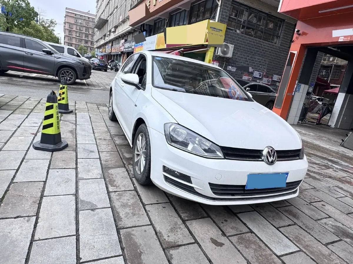 2014 Volkswagen Golf 1.4T 131HP L4 5MT,autocango,china used car exporter,china ev exporter,chinese used car exporter,chinese used ev exporter