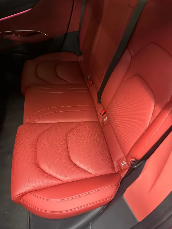 2024 MI SU7 BEV 94.3KWH,autocango,china used car exporter,china ev exporter,chinese used car exporter,chinese used ev exporter