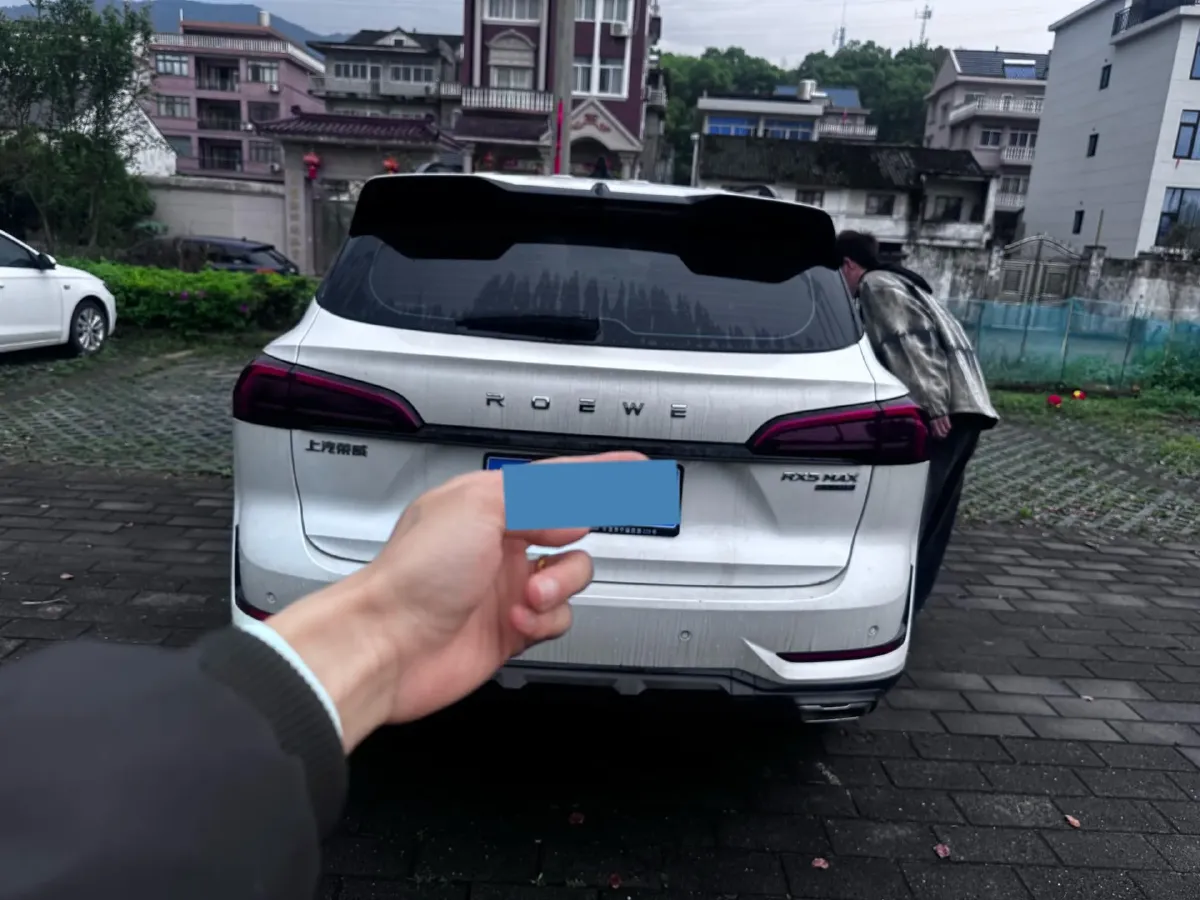 2022 Roewe RX5 MAX 1.5T 181HP L4 6AT,autocango,china used car exporter,china ev exporter,chinese used car exporter,chinese used ev exporter