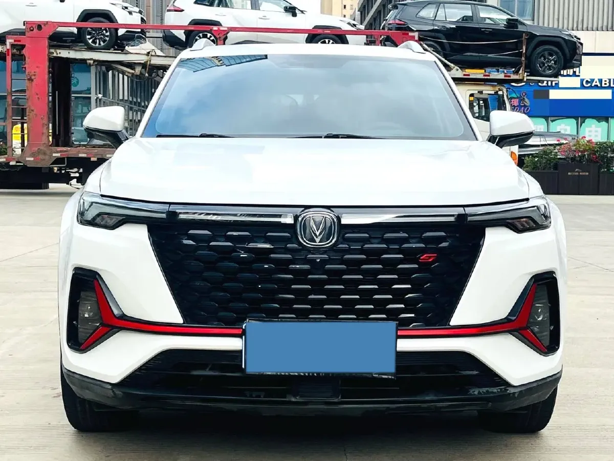 2021 ChangAn CS35 Plus 1.6L 128HP L4 5MT,autocango,china used car exporter,china ev exporter,chinese used car exporter,chinese used ev exporter