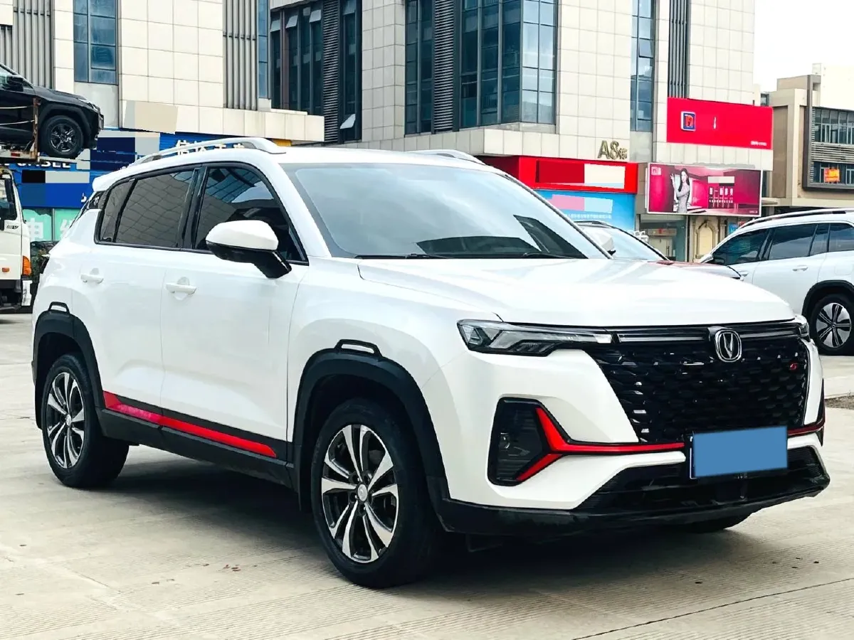 2021 ChangAn CS35 Plus 1.6L 128HP L4 5MT,autocango,china used car exporter,china ev exporter,chinese used car exporter,chinese used ev exporter