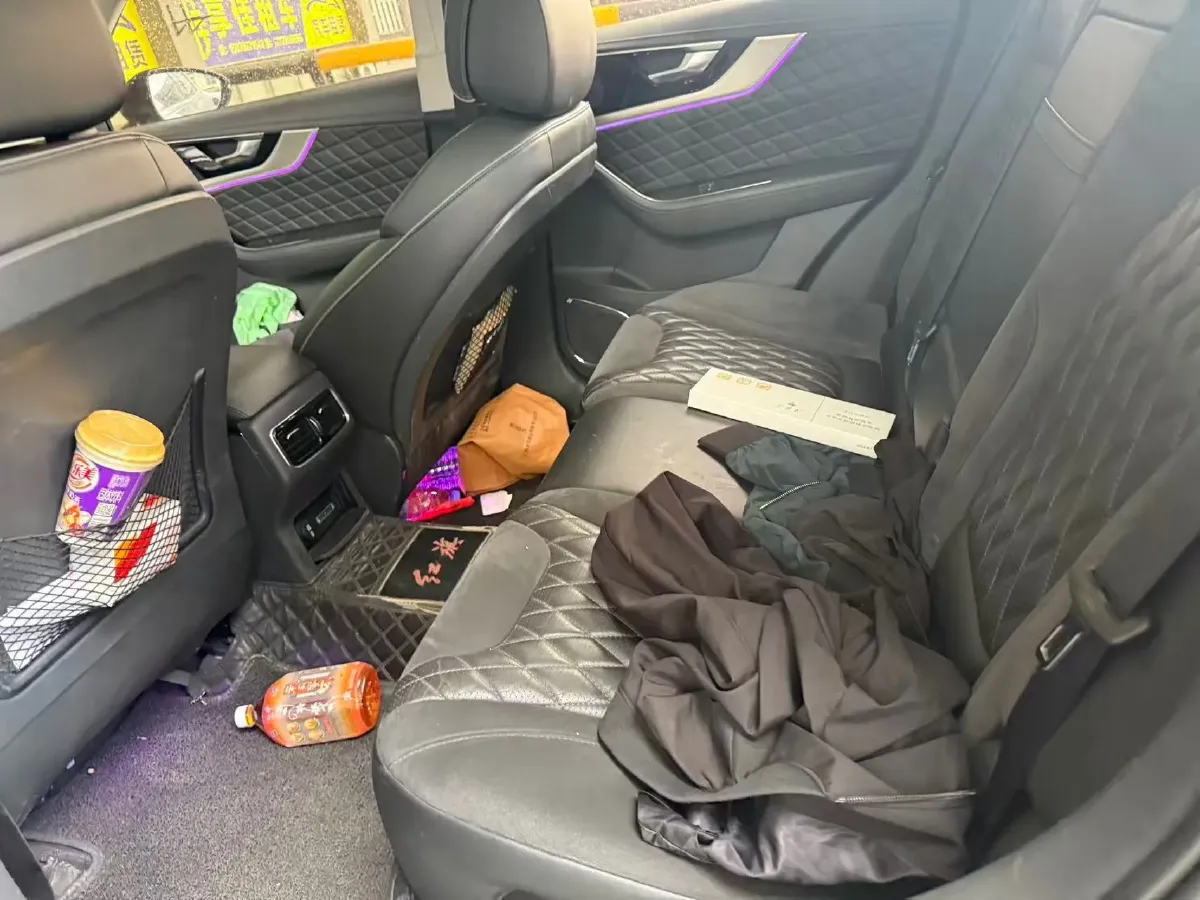 2019 HongQi HS5 2.0T 224HP L4 6AT,autocango,china used car exporter,china ev exporter,chinese used car exporter,chinese used ev exporter