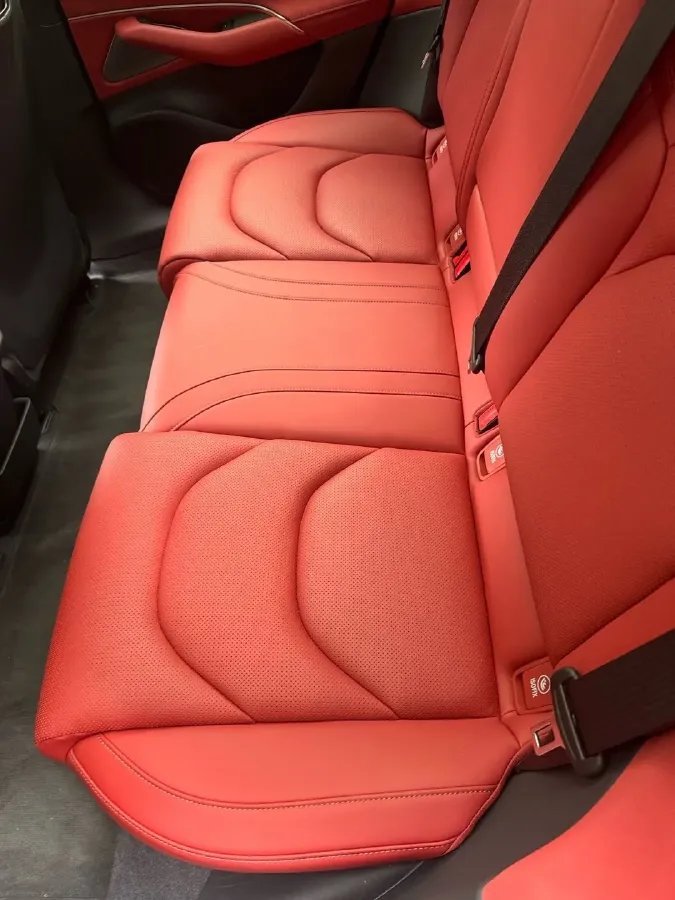 2024 MI SU7 BEV 101KWH,autocango,china used car exporter,china ev exporter,chinese used car exporter,chinese used ev exporter