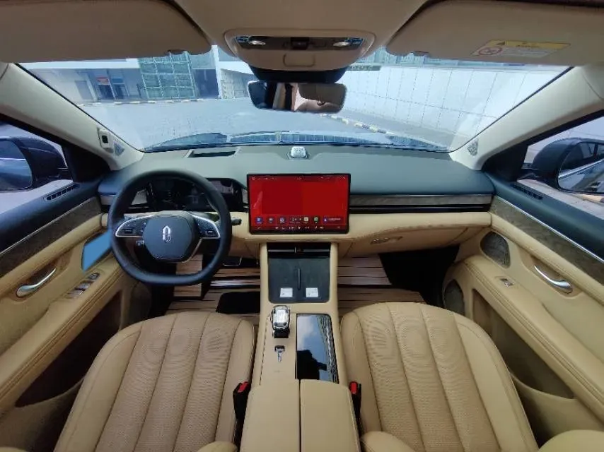 2022 Volvo S60 2.0T 197HP L4 8AT,autocango,china used car exporter,china ev exporter,chinese used car exporter,chinese used ev exporter