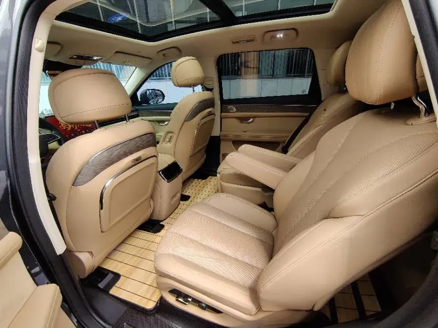 2022 Volvo S60 2.0T 197HP L4 8AT,autocango,china used car exporter,china ev exporter,chinese used car exporter,chinese used ev exporter