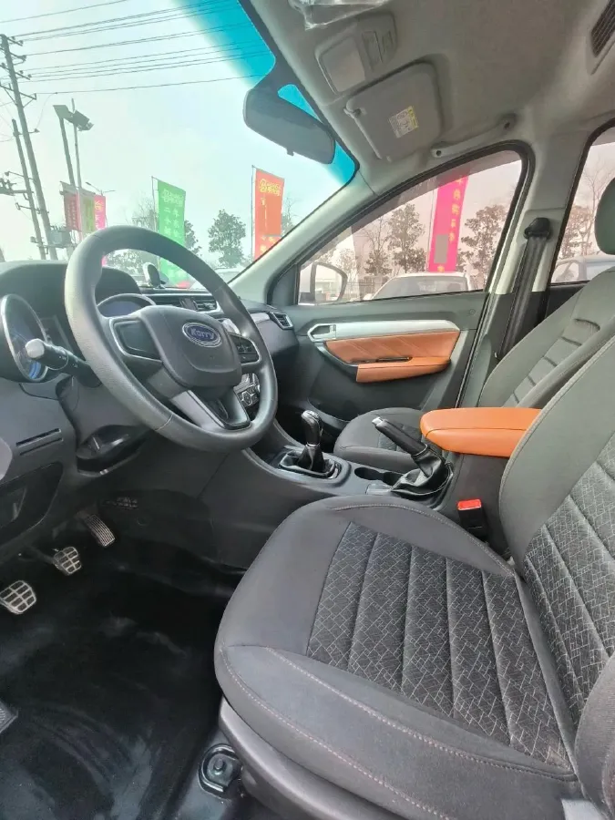 2020 Karry K60 1.5T 156HP L4 5MT,autocango,china used car exporter,china ev exporter,chinese used car exporter,chinese used ev exporter