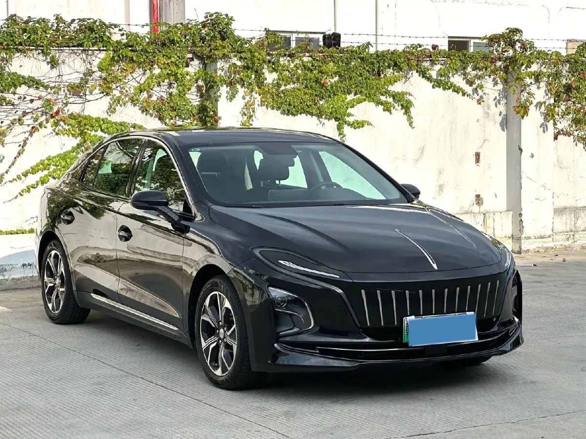 2024 HongQi E-QM5 BEV 60KWH,autocango,china used car exporter,china ev exporter,chinese used car exporter,chinese used ev exporter