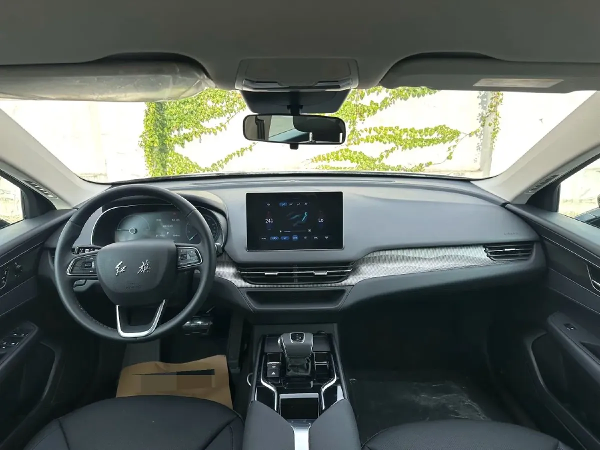 2024 HongQi E-QM5 BEV 60KWH,autocango,china used car exporter,china ev exporter,chinese used car exporter,chinese used ev exporter